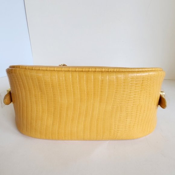 Betsey Johnson Yellow Crescent Crossbody with Removable Wristlet Pouch - NWT - Picture 6 of 14